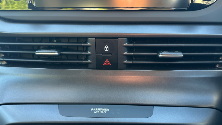 Hyundai i20 1.0T GDi 48V MHD SE Connect 5dr Petrol Hatchback